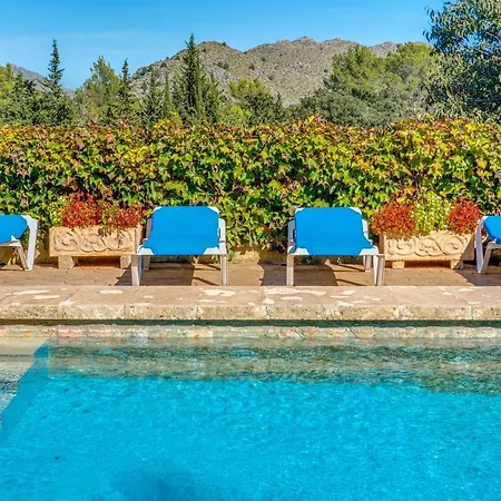 Ca Les Estamenyes Hébergement de vacances *