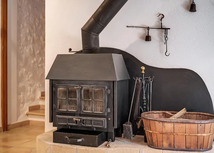 Ca Les Estamenyes * Польенса