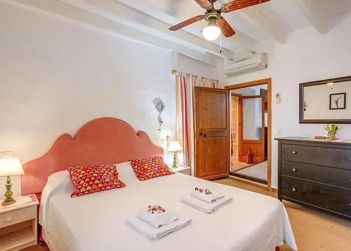 Ca Les Estamenyes Дом отдыха *